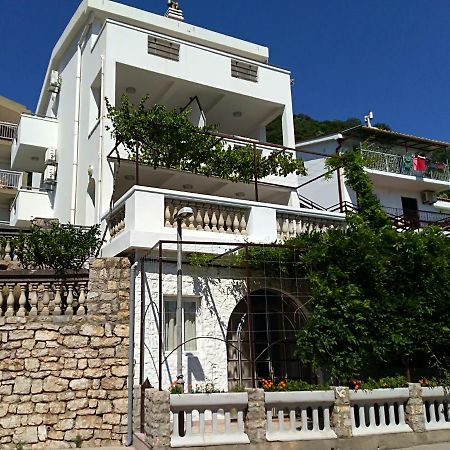 Apartmani Jovanovic Petrovac Ngoại thất bức ảnh