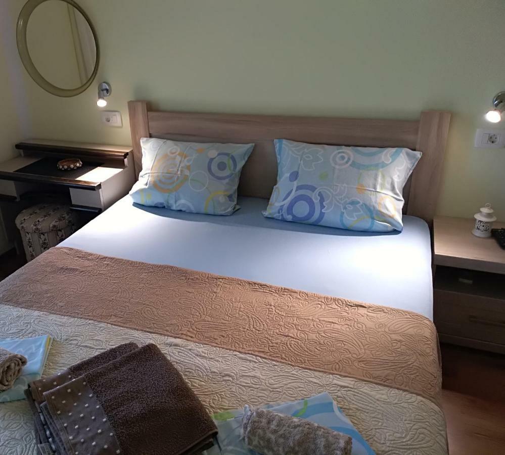 Apartmani Jovanovic Petrovac Ngoại thất bức ảnh