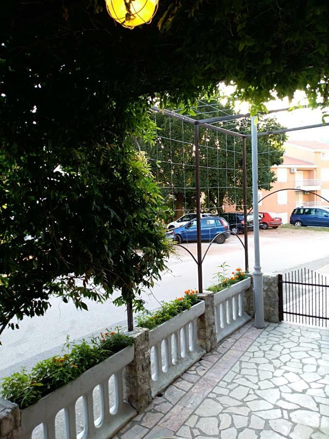 Apartmani Jovanovic Petrovac Ngoại thất bức ảnh