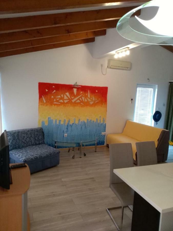 Apartmani Jovanovic Petrovac Ngoại thất bức ảnh