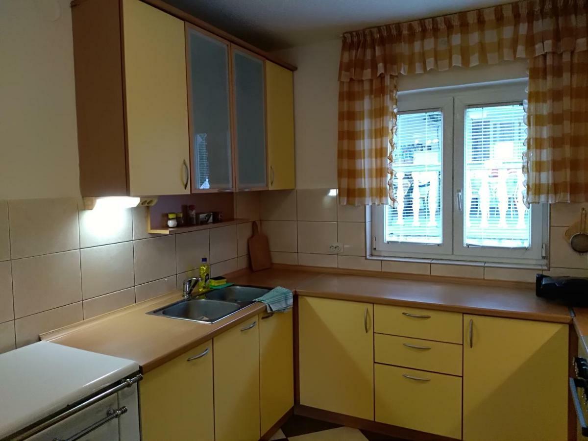 Apartmani Jovanovic Petrovac Ngoại thất bức ảnh