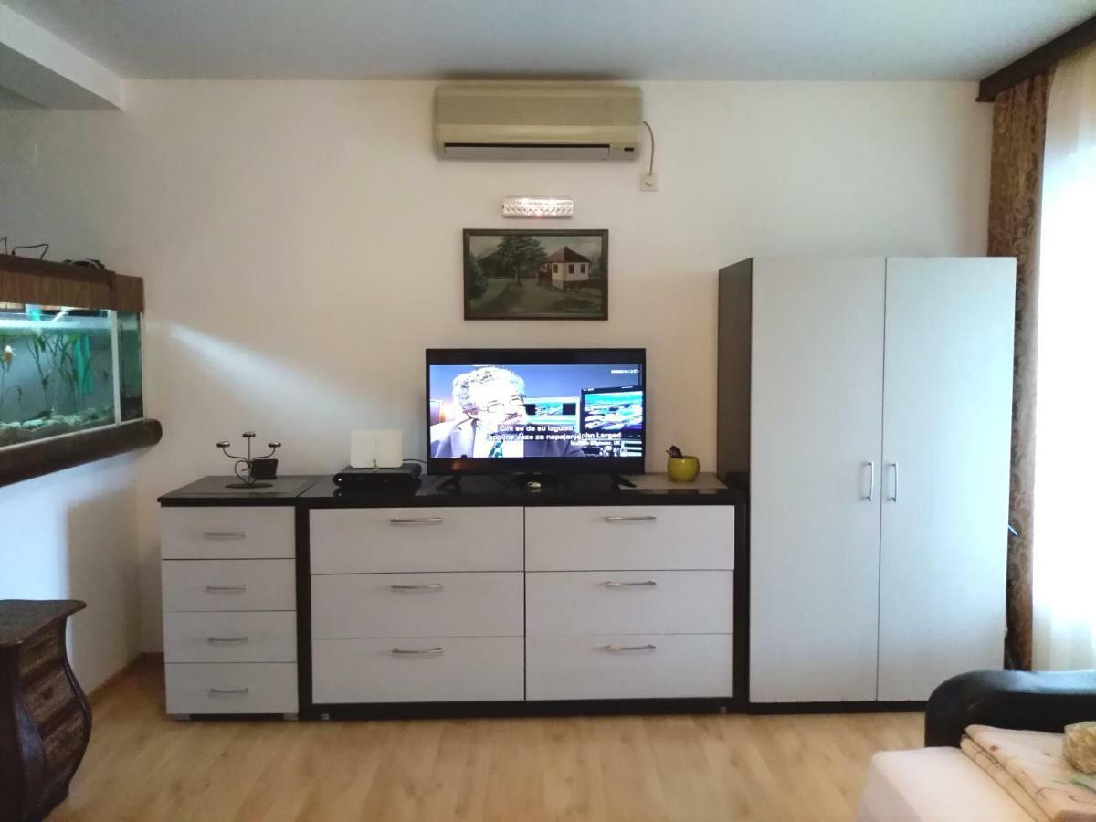 Apartmani Jovanovic Petrovac Ngoại thất bức ảnh